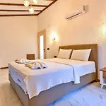 Yesil Uezuemlue 3 Bedroom Villa Fethiye