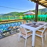 Yesil Uezuemlue 3 Bedroom Villa *