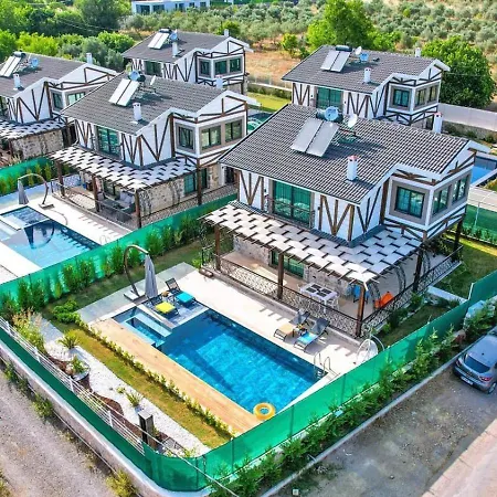 Yesil Uezuemlue 3 Bedroom Villa Fethiye