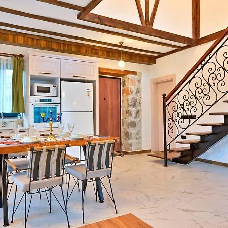 Villa Yesil Uezuemlue 3 Bedroom Fethiye