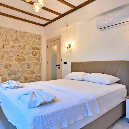 Yesil Uezuemlue 3 Bedroom * フェティエ