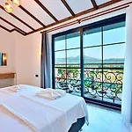 Yesil Uezuemlue 3 Bedroom *